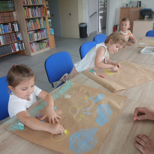 Wakacyjne spotkania w bibliotece